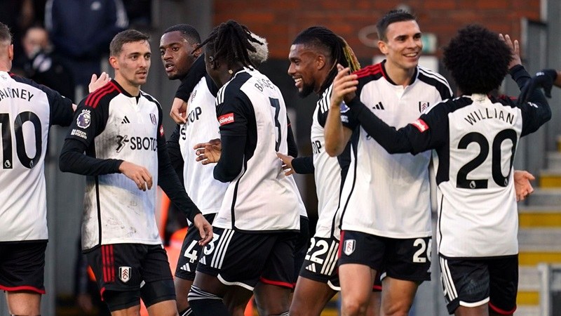 Fulham gây ấn tượng mạnh với giới chuyên môn và người hâm mộ nhờ những thay đổi tích cực