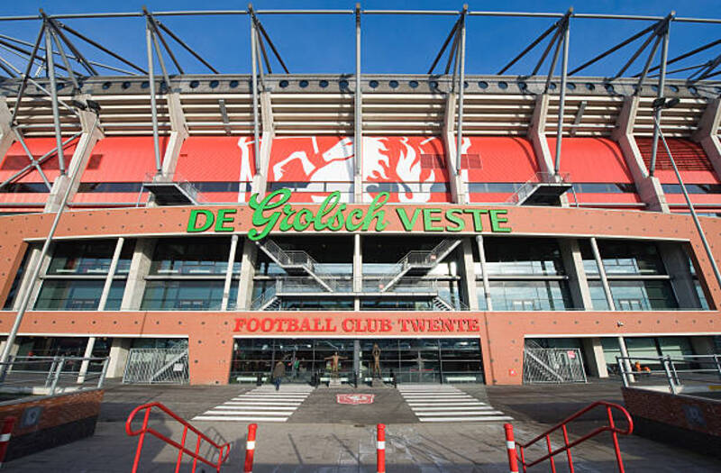 De Grolsch Veste: Sân nhà của FC Twente với sức chứa 30.205 chỗ ngồi